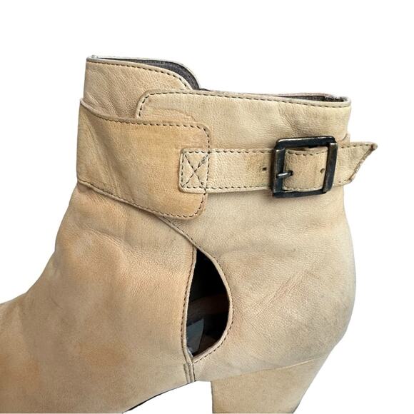 FREE PEOPLE Belleville Ankle Boots Distressed Beige Size 41 EU / 10 US - Picture 4 of 16